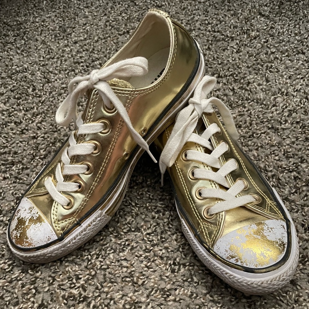 Converse Chuck Taylors